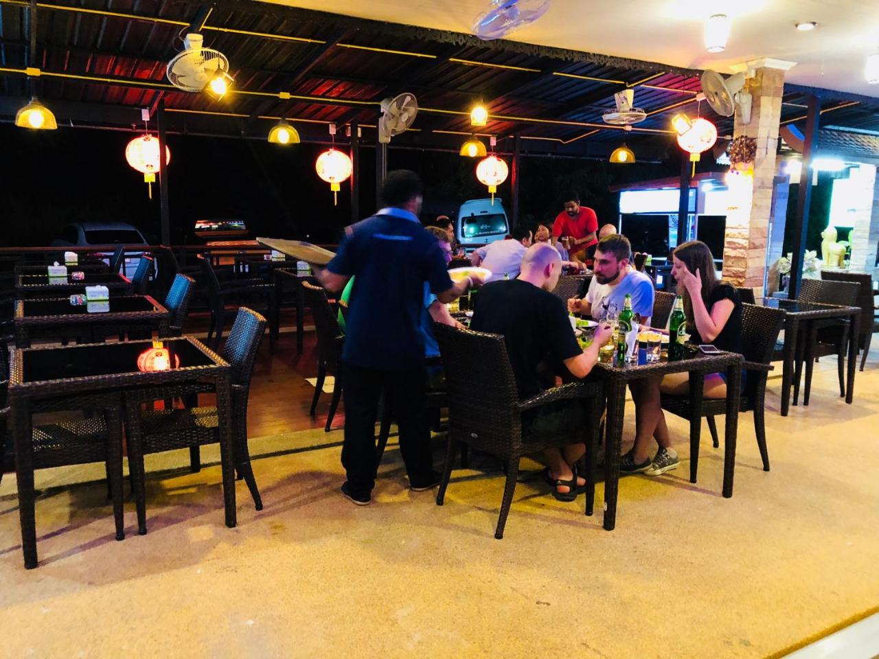 קראבי Aonang Terrace Hotel מראה חיצוני תמונה